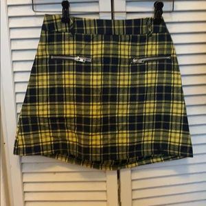 Plaid mini skirt with zips